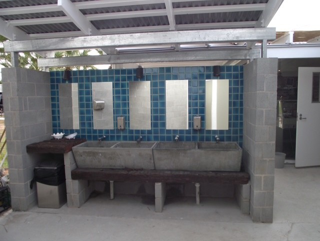 Boughshed Restaurant — Outdoor amenities