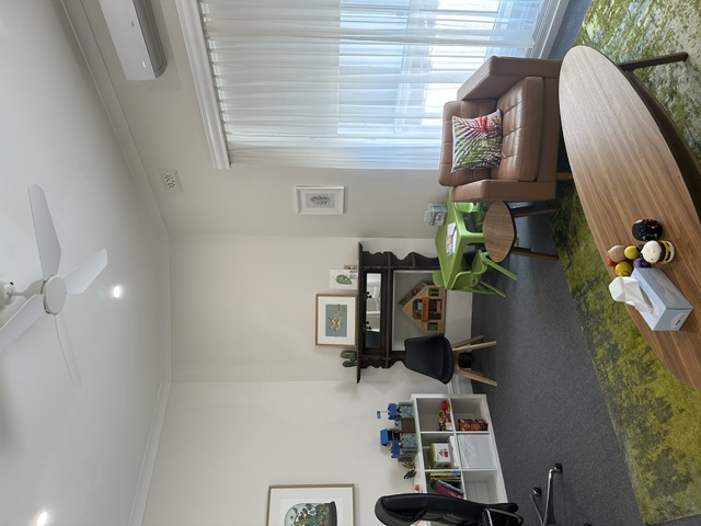 Swiss Family Clinic — Consultation and play area